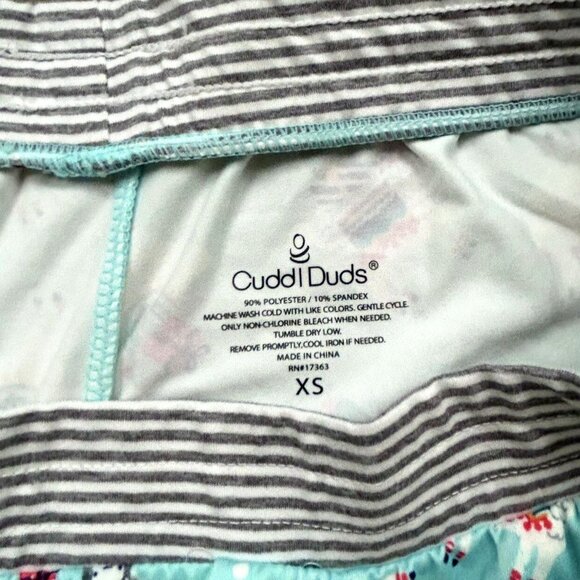 NWT Cuddl Duds 2 Pc Mint Christmas Llamas Print Wms Sleepwear Set Size XS - Picture 8 of 8